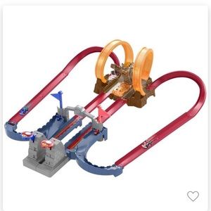 Hot Wheels Mario Kart Bowser’s Castle Track Set